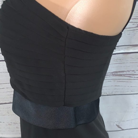 LIKE NEW FIESTA Long Black Layered Gown - Picture 4 of 7